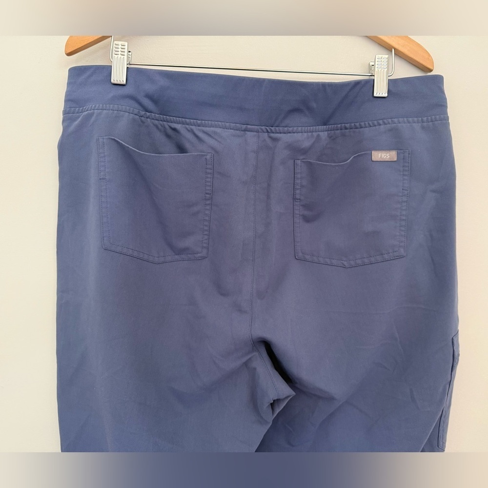 🌄 Figs Big Sky (PO 1525) Blue Jogger Scrub Pants with Teal Drawstring - Picture 4 of 7